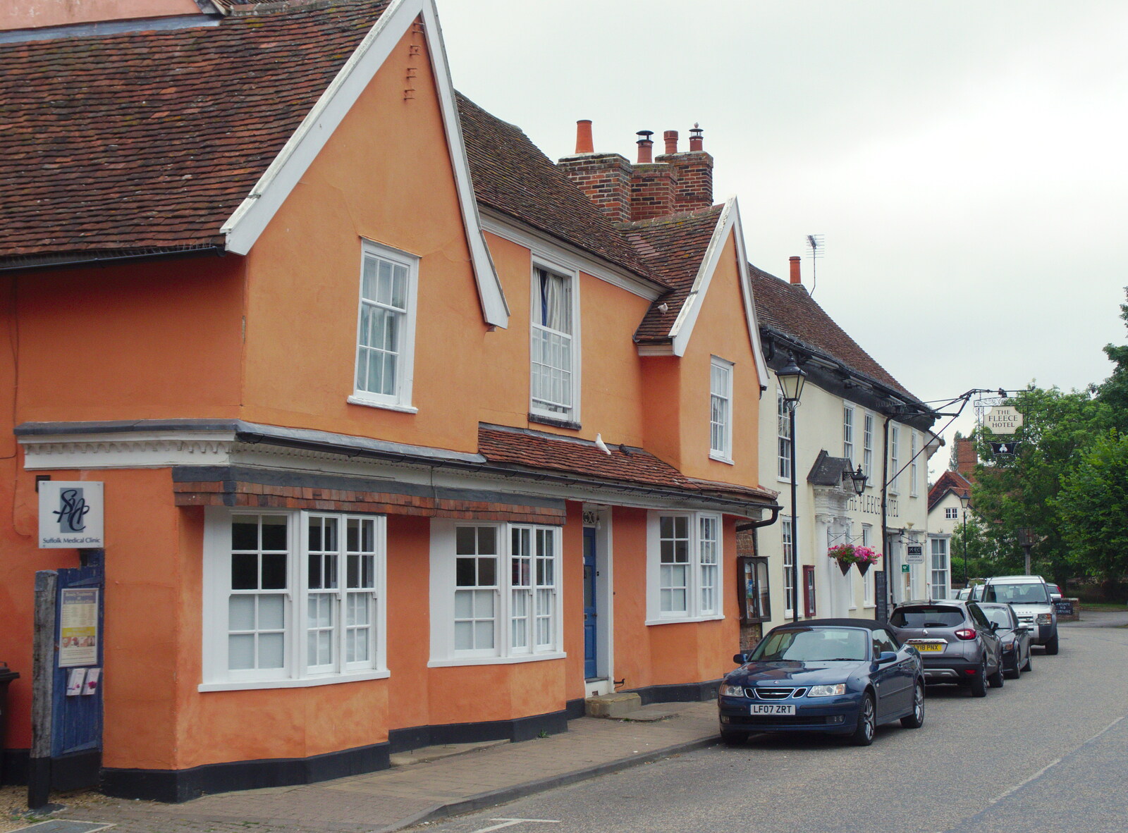 A Postcard from Boxford and BSCC at Pulham, Suffolk and Norfolk - 13th July 2019: An orange house by the Fleece Hotel