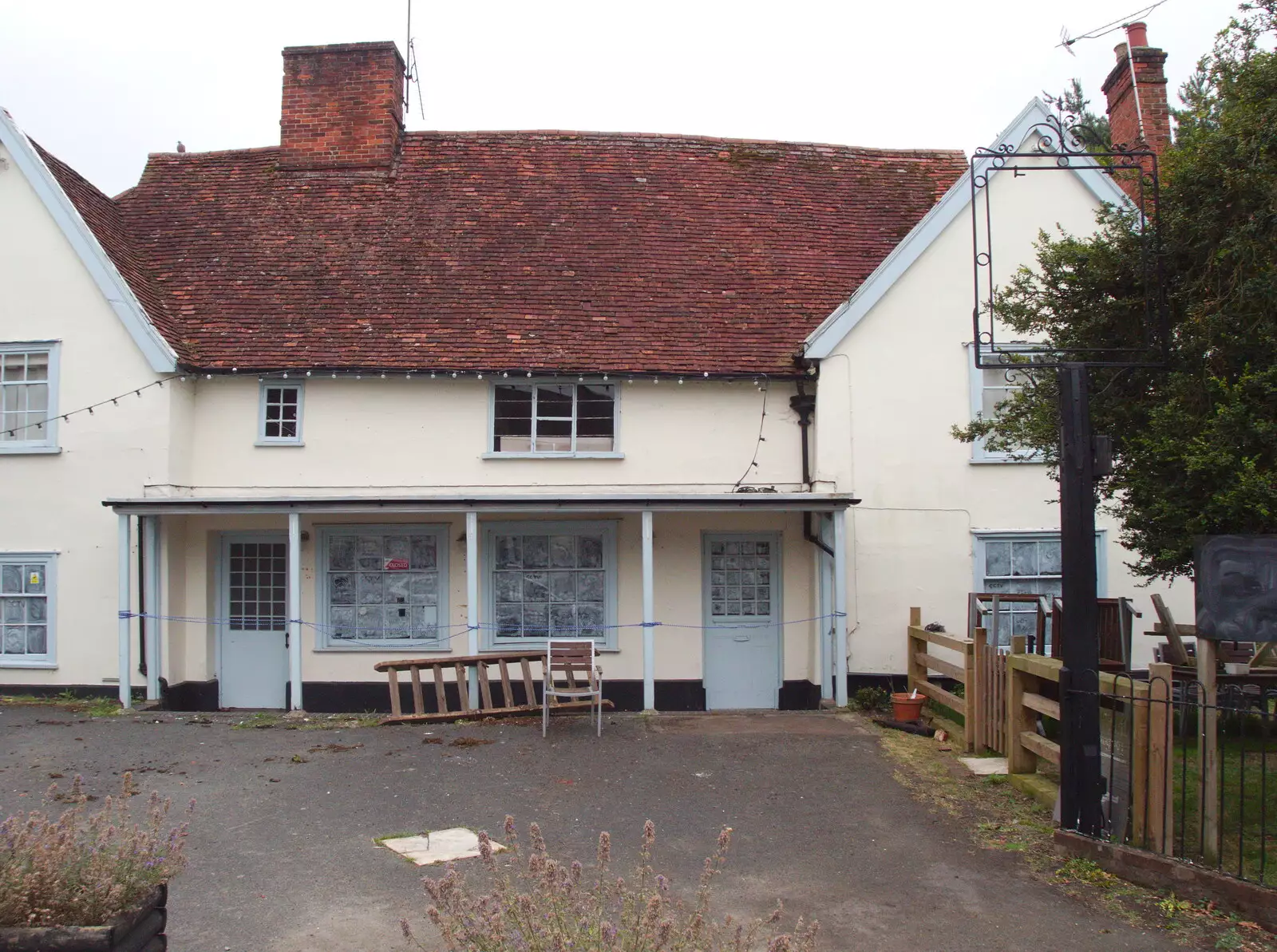 The derelict White Hart at Boxford, from A Postcard from Boxford and BSCC at Pulham, Suffolk and Norfolk - 13th July 2019