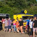 There's a mazzive queue for a food van, The Shakesbeer Festival, Star Wing Brewery, Redgrave, Suffolk - 13th July 2019