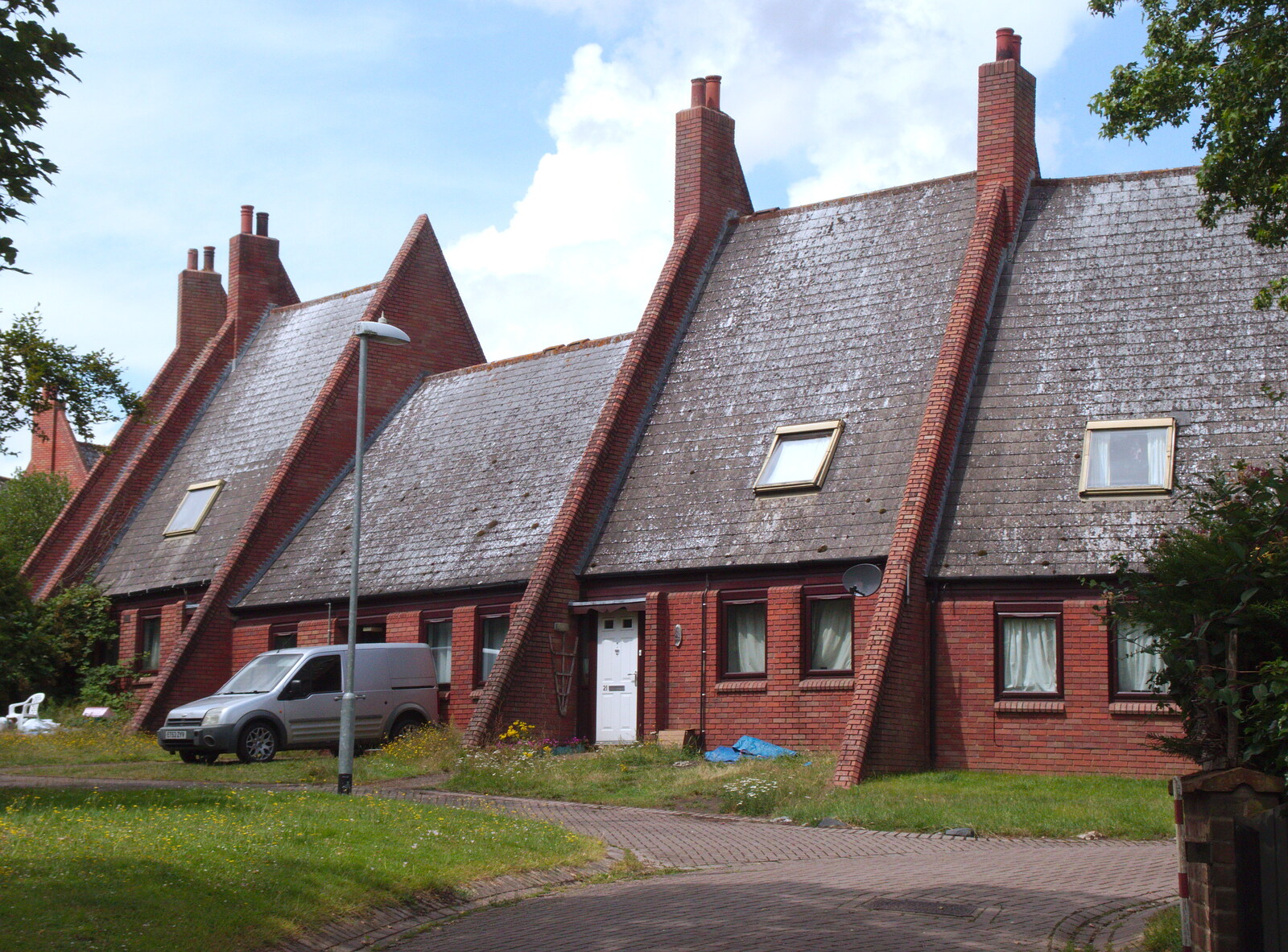 The striking triangle houses near the castle from The Sheep Trail, Eye, Suffolk - 20th July 2019