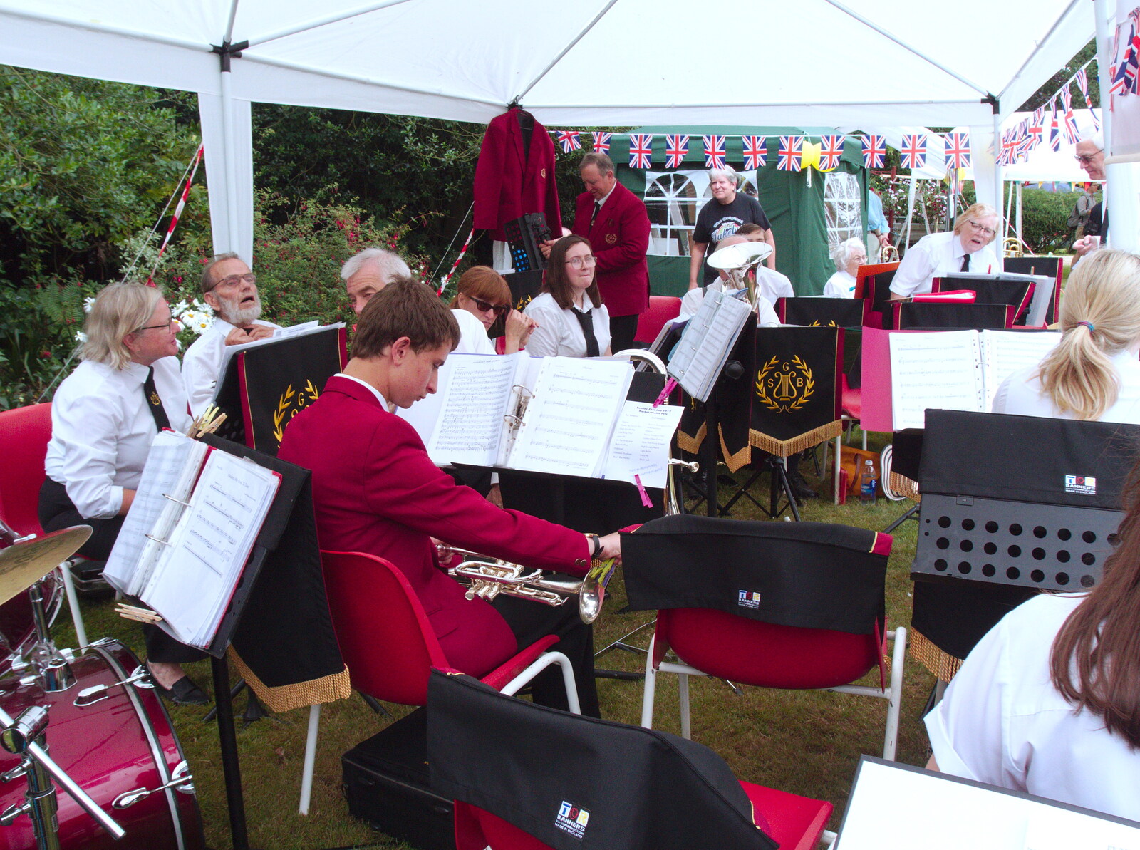 The band sets up from GSB at the Summer Fete, Market Weston, Suffolk - 20th July 2019