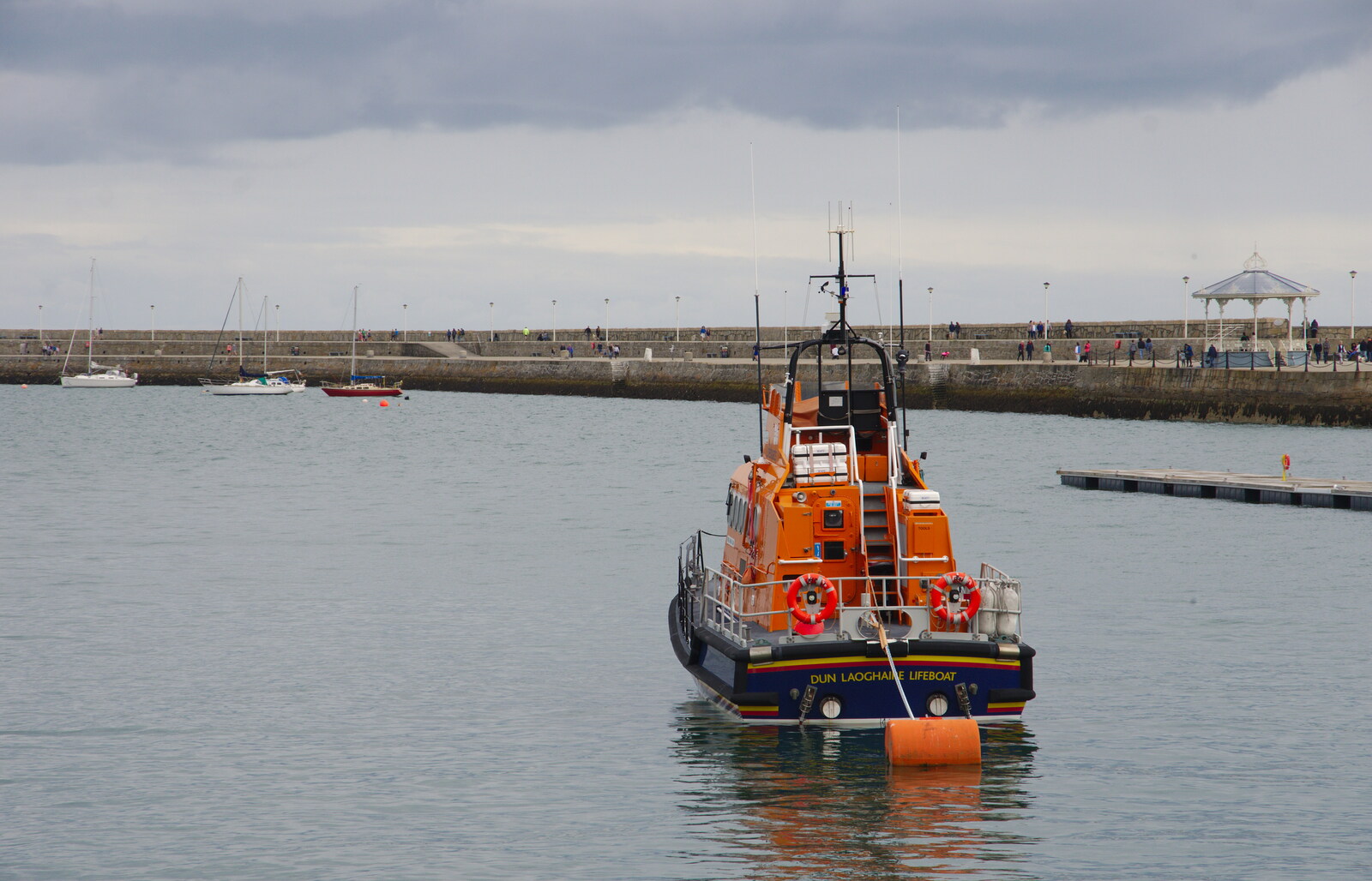 The Dun Laoghaire lifeboat from Jimmy and Catherina's, Ballsbridge, Dublin - 10th August 2019