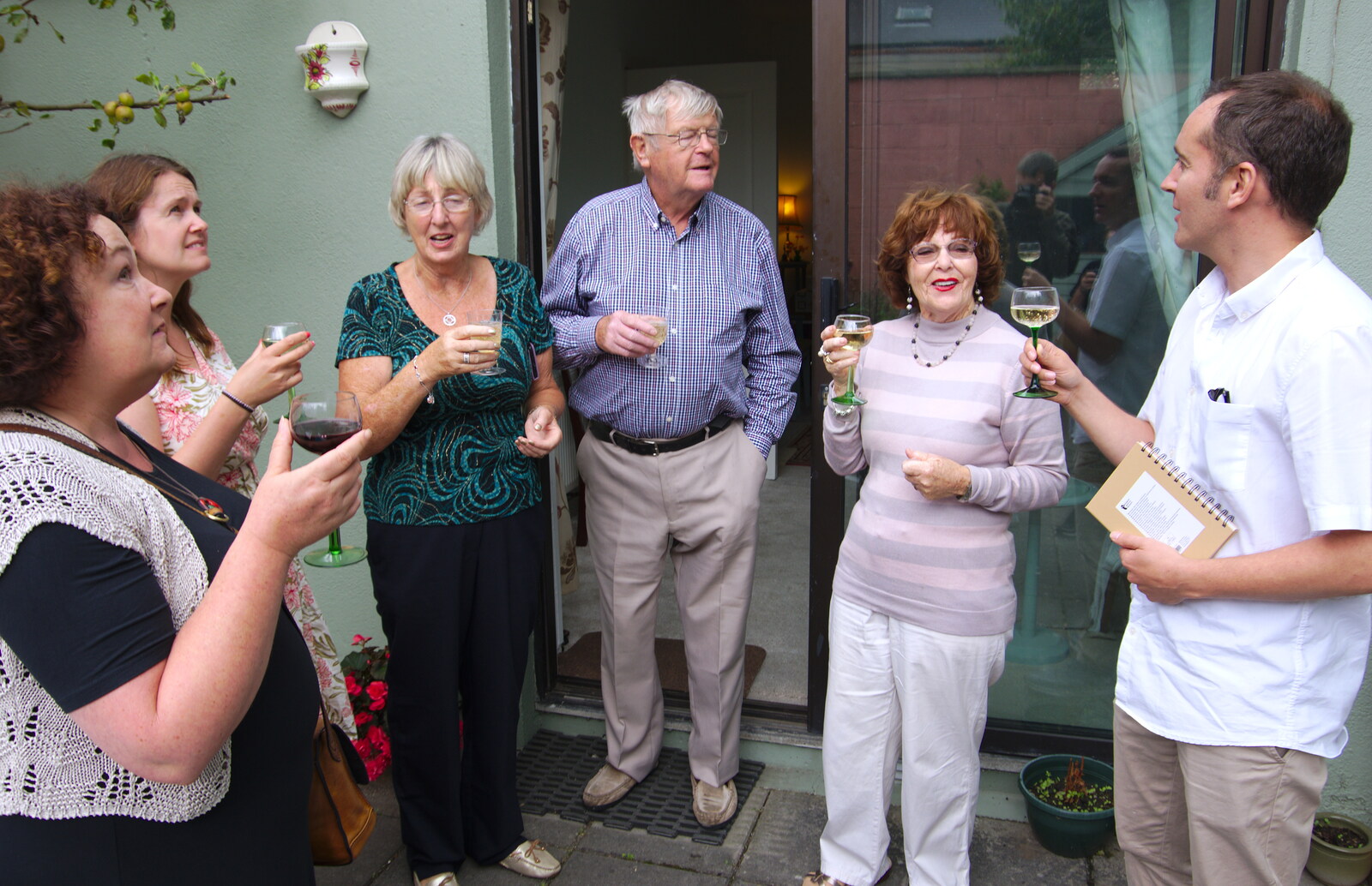 There's a toast down at Jimmy and Catherina's from Jimmy and Catherina's, Ballsbridge, Dublin - 10th August 2019
