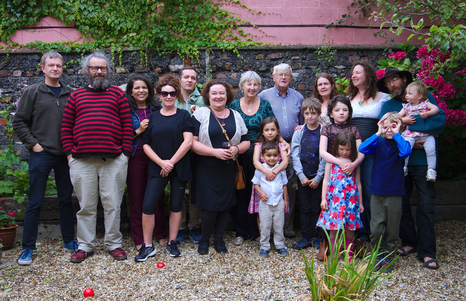 A big group photo from Jimmy and Catherina's, Ballsbridge, Dublin - 10th August 2019