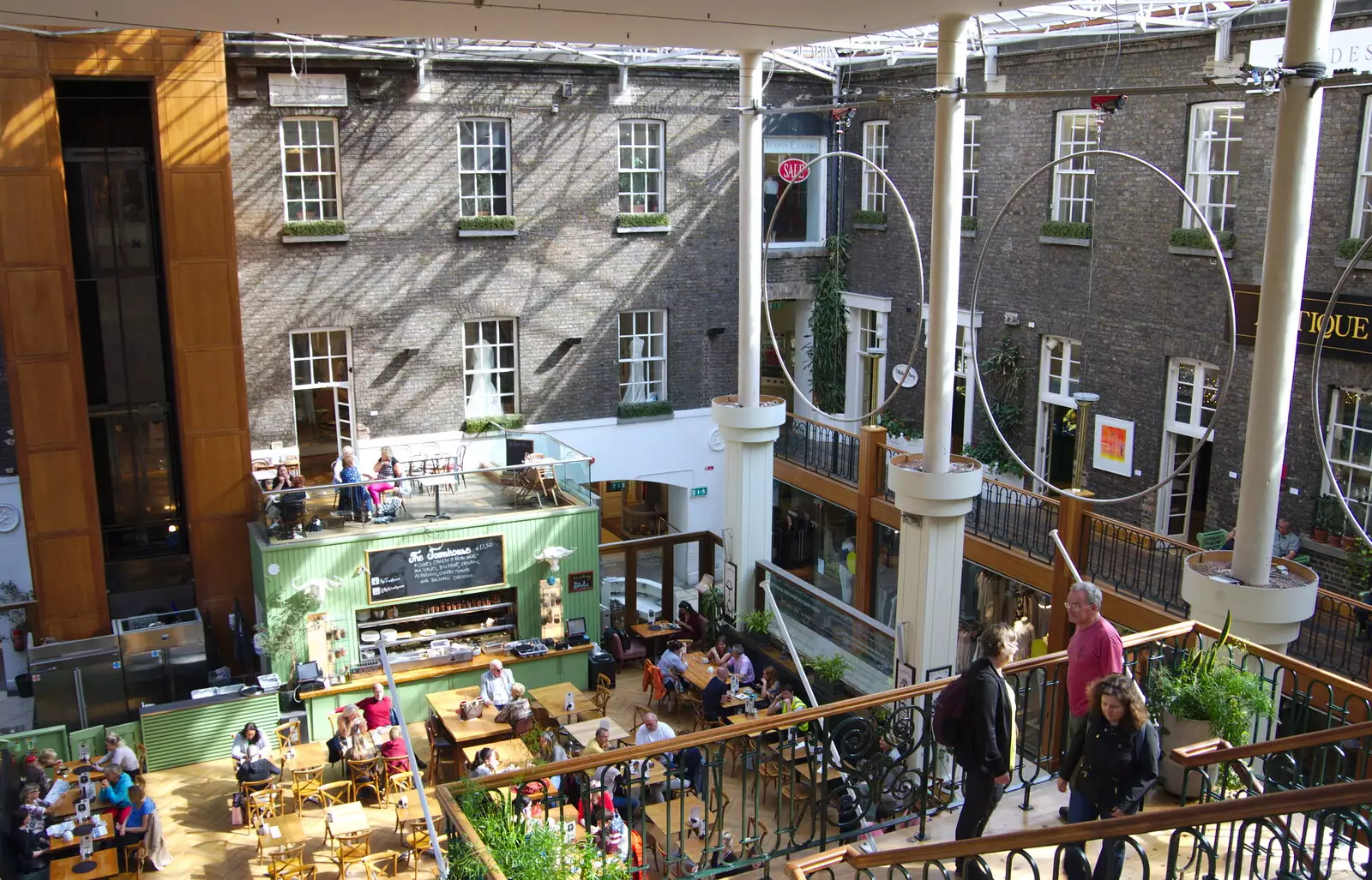 A covered courtyard, from Busking in Temple Bar, Dublin, Ireland - 12th August 2019