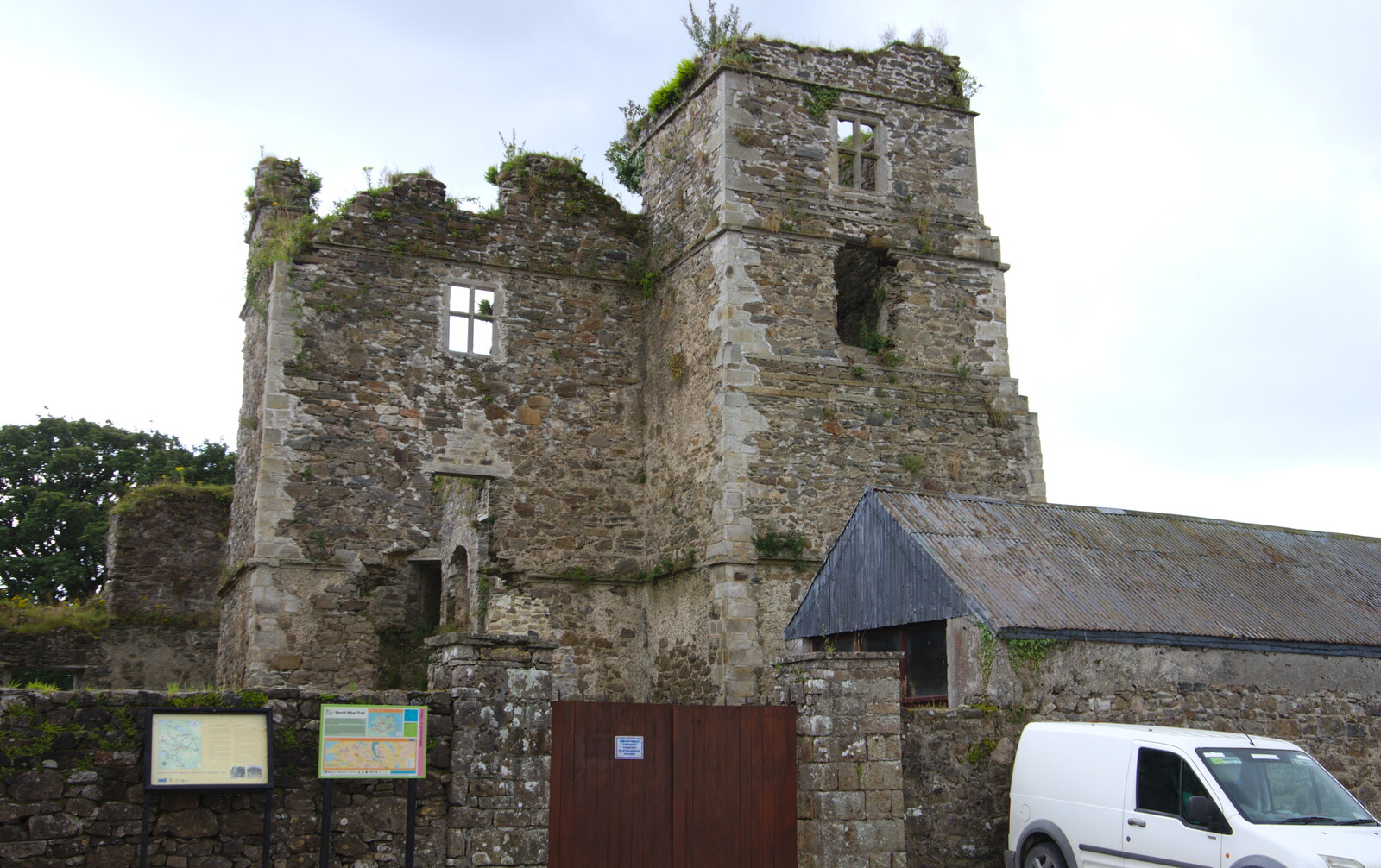 The castle, on Sráid an Chaistleáin from Open Mic Night, Bía Sláinte, Manorhamilton, Ireland - 17th August 2019