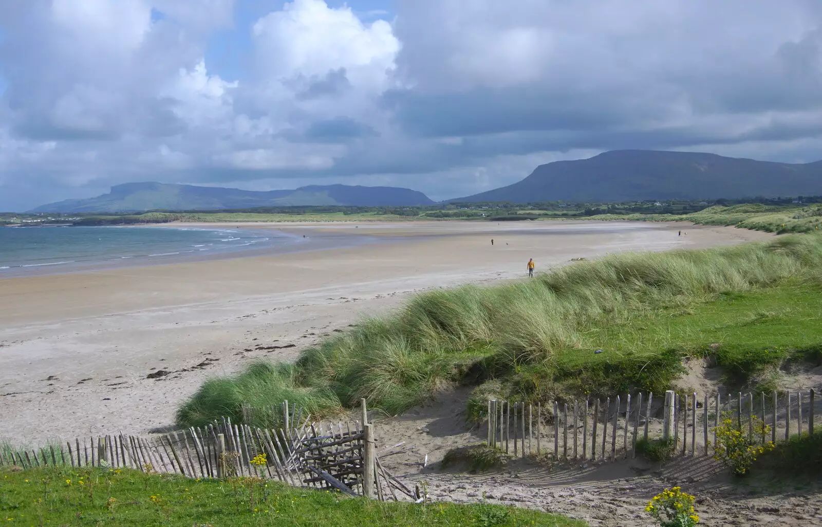 A last look at Mullaghmore beach, from Mullaghmore Beach and Marble Arch Caves, Sligo and Fermanagh, Ireland - 19th August 2019