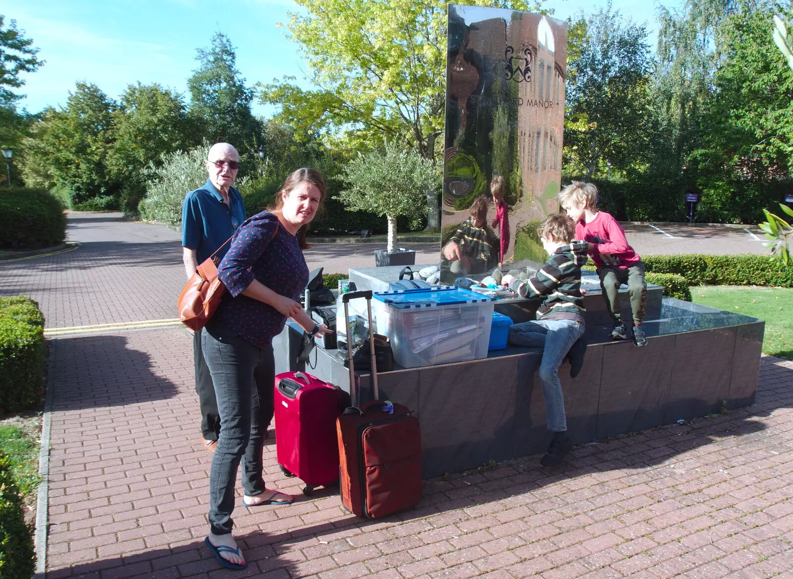 We gather around by the hotel's water feature, from Kenilworth Castle and the 69th Entry Reunion Dinner, Stratford, Warwickshire - 14th September 2019