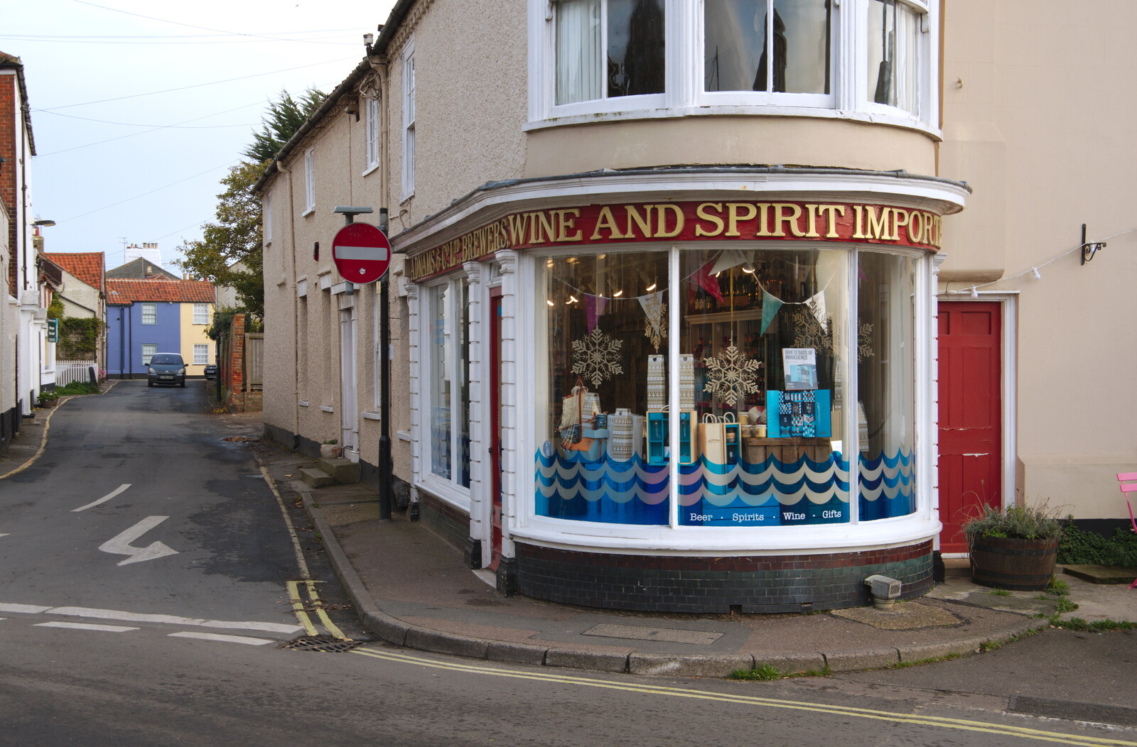 The smaller of Adnams' two shops in the town from A Night at the Crown Hotel, Southwold, Suffolk - 8th November 2019