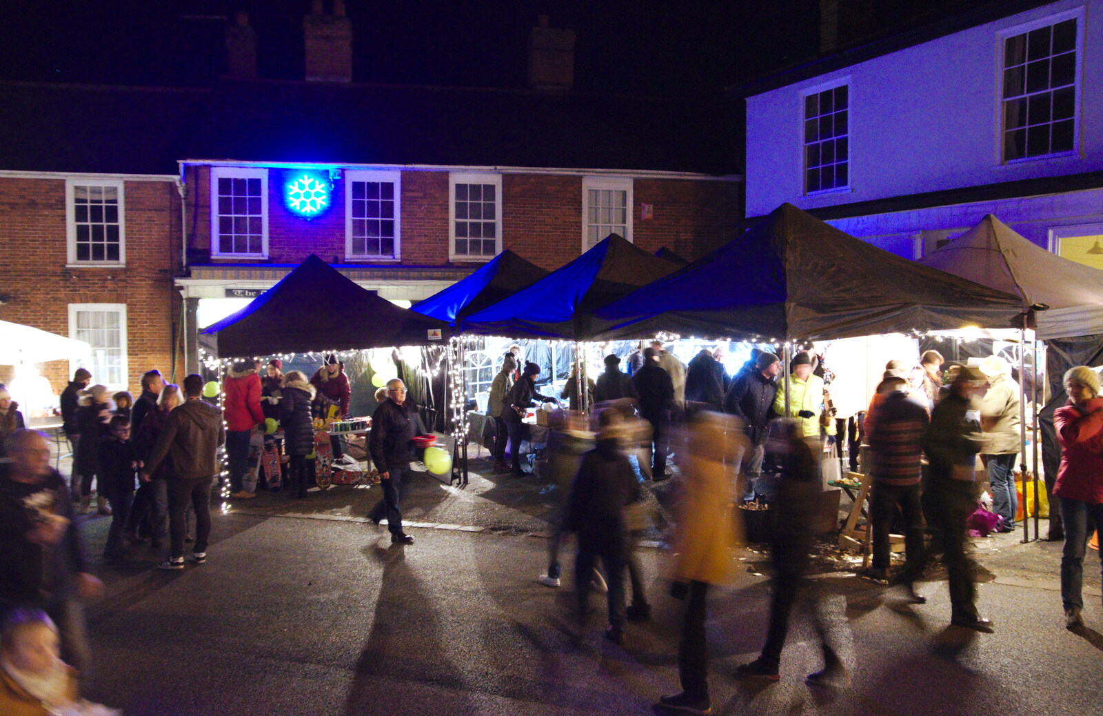 Various stalls are out on Broad Street from Isobel Sings at the Eye Lights, Eye, Suffolk - 28th November 2019