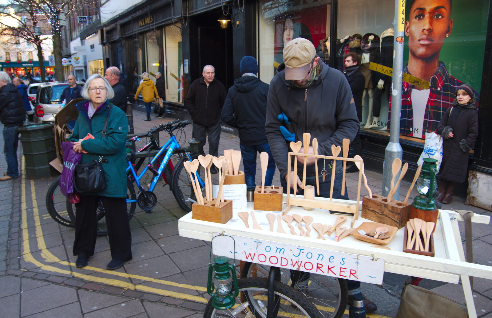 Wooden spoons on London Street, Norwich from A Spot of Christmas Shopping, Norwich, Norfolk - 23rd December 2019