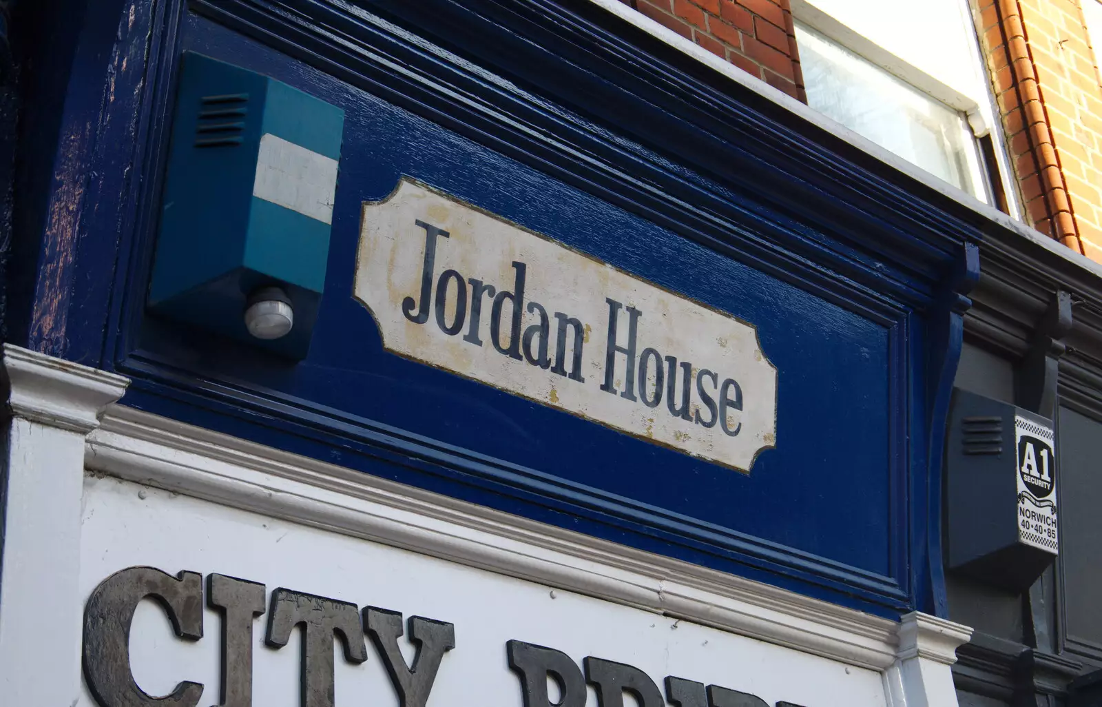 Nosher's sign from around 1991 is still going, from A Spot of Christmas Shopping, Norwich, Norfolk - 23rd December 2019