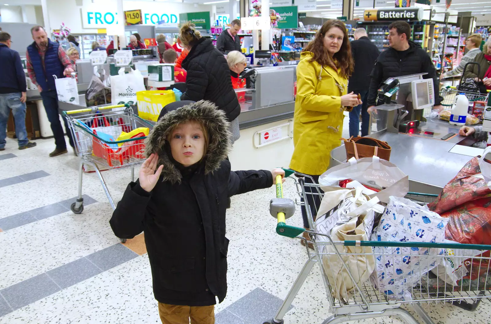 Harry and Isobel in Morissons, from A Christingle Service, St. Nicholas Church, Oakley, Suffolk - 24th December 2019