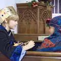 Harry chats to a fellow 'three kings', A Christingle Service, St. Nicholas Church, Oakley, Suffolk - 24th December 2019