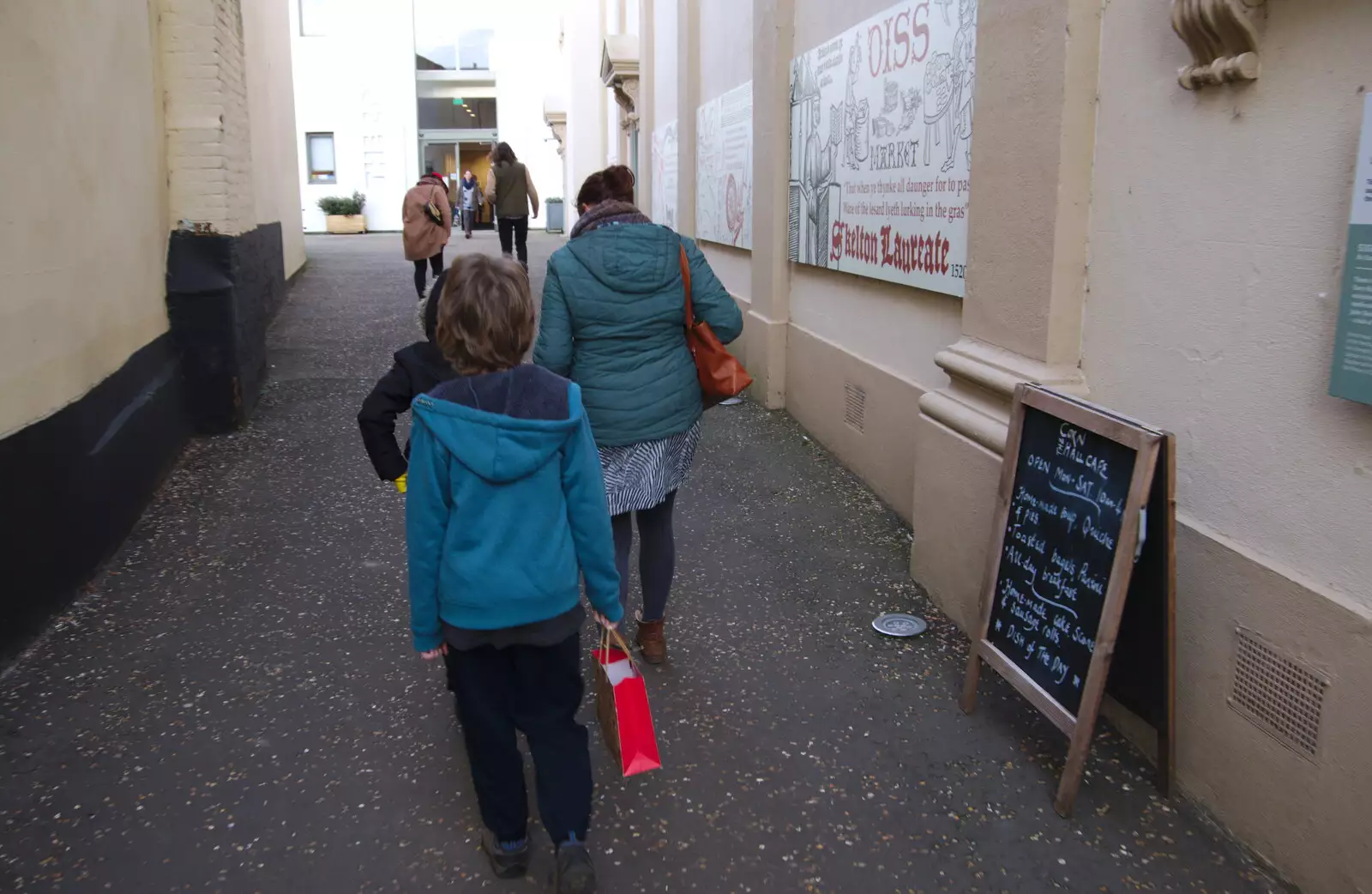 Up the alley by the Cornhall, from Diss Panto and the Christmas Lights, Diss, Norfolk - 27th December 2019