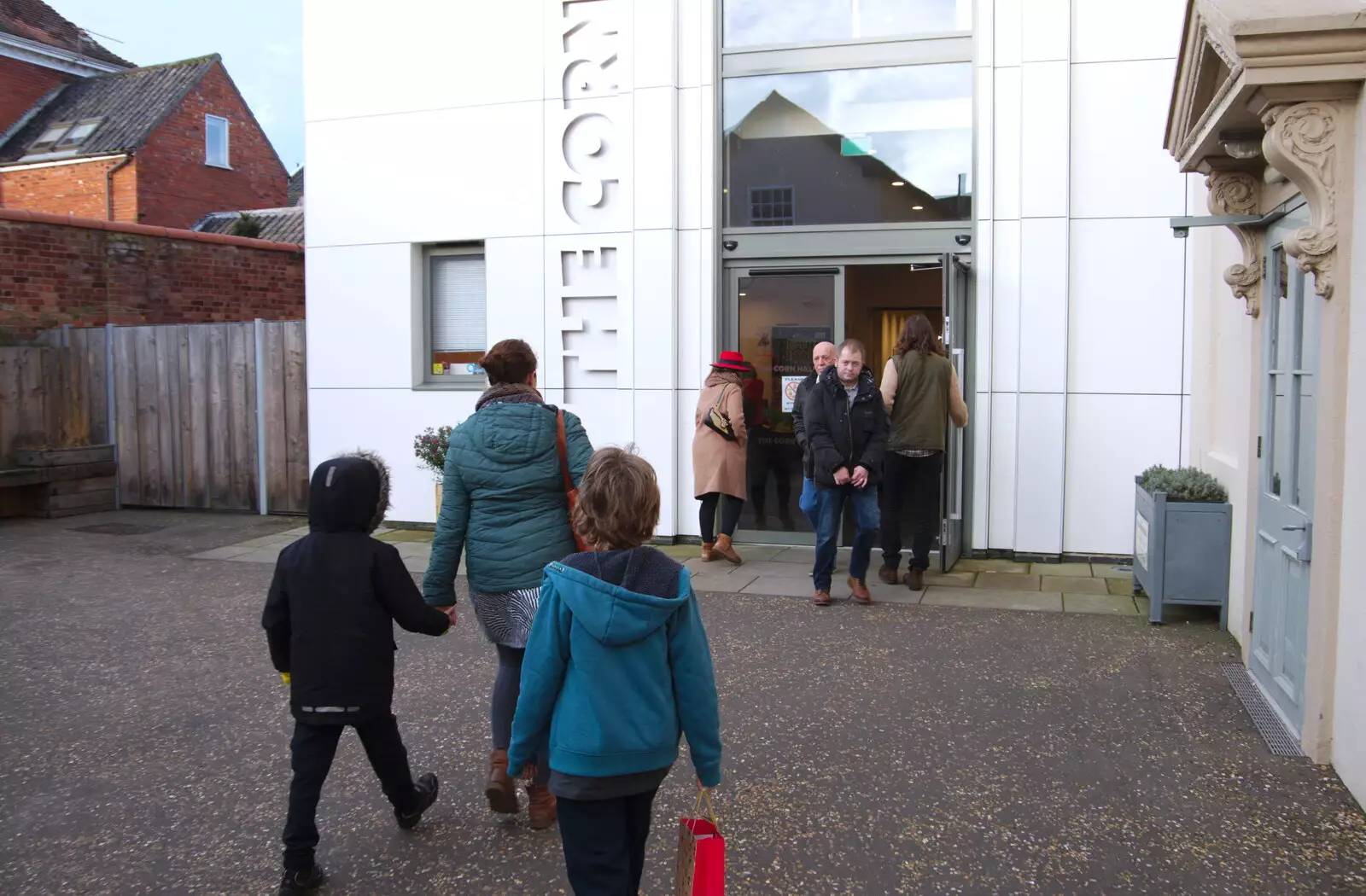 The gang heads in to the Cornhall, from Diss Panto and the Christmas Lights, Diss, Norfolk - 27th December 2019