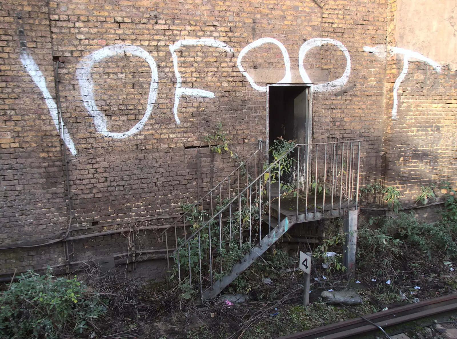 10Foot graffiti outside Liverpool Street , from A Small Transport Miscellany, London - 7th January 2020