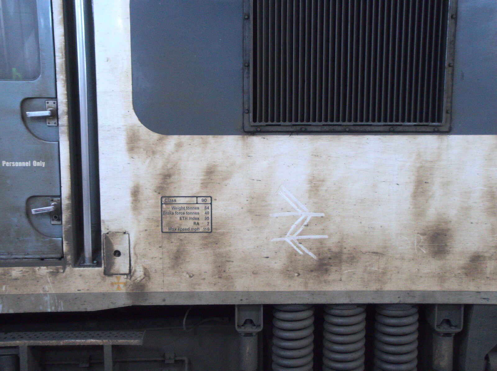 A scrawled BR logo in the dirt on a Class 90 from A Small Transport Miscellany, London - 7th January 2020