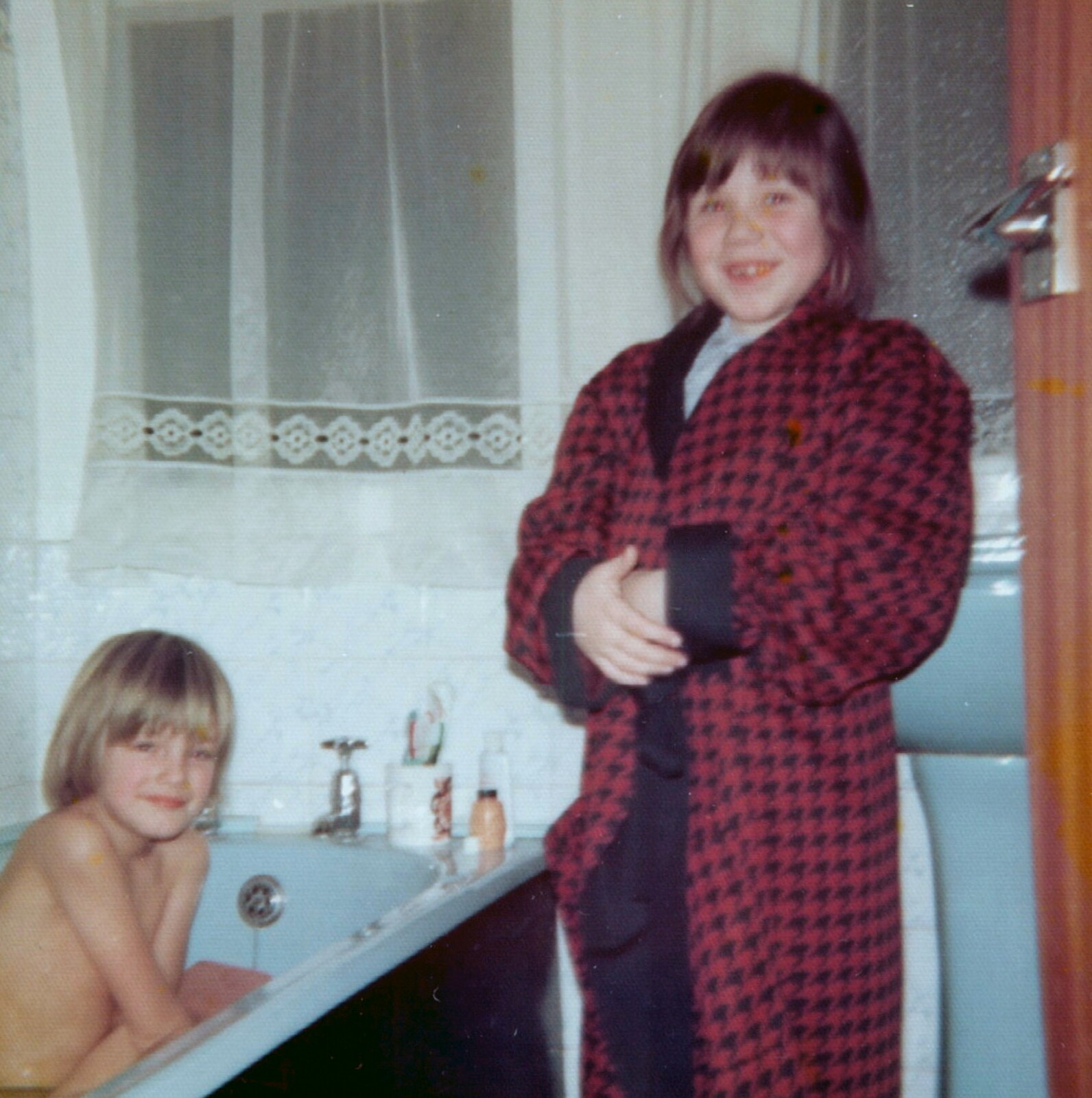 Family History: Birtle's Close, Sandbach, Cheshire - 24th January 2020: In the bath, with a bottle of 1970's favourite 'beer shampoo'