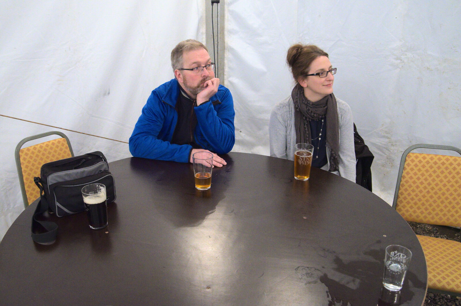 Marc and Sue watch from The Star Wing Winter Beer Fest, Redgrave, Suffolk - 31st January 2020