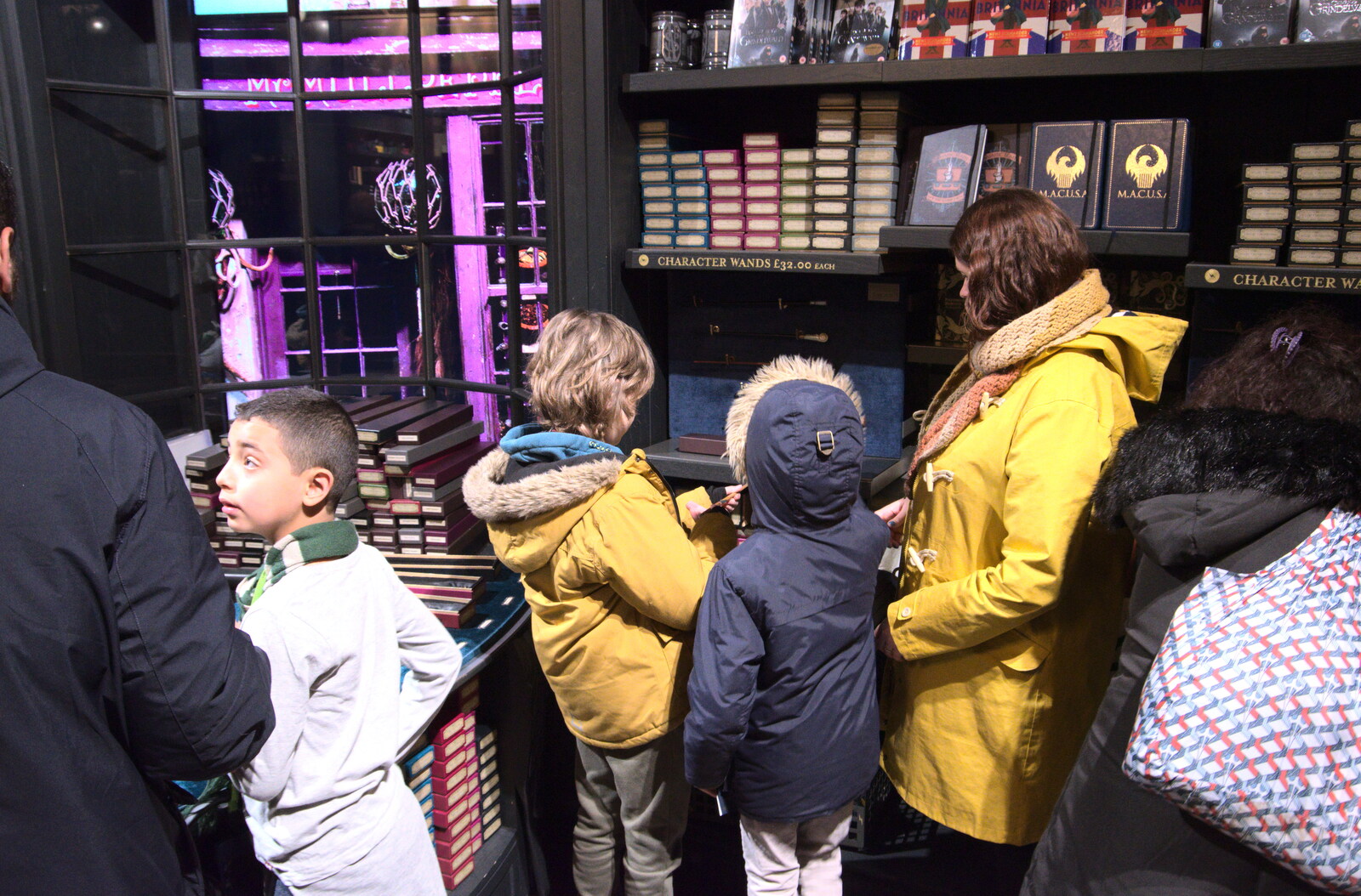 The gang looks at wands from A Trip to Harry Potter World, Leavesden, Hertfordshire - 16th February 2020