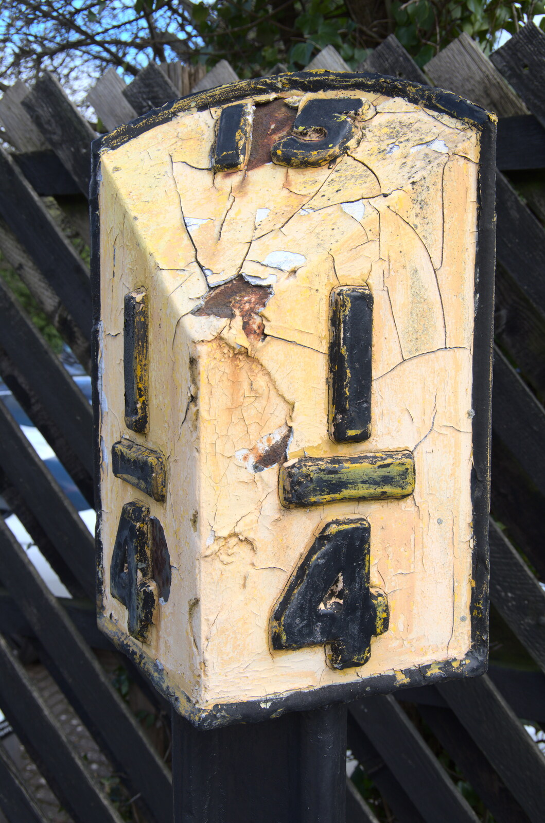 An obsolete railway mile post showing 15¼ miles from HMS Belfast and the South Bank, Southwark, London - 17th February 2020