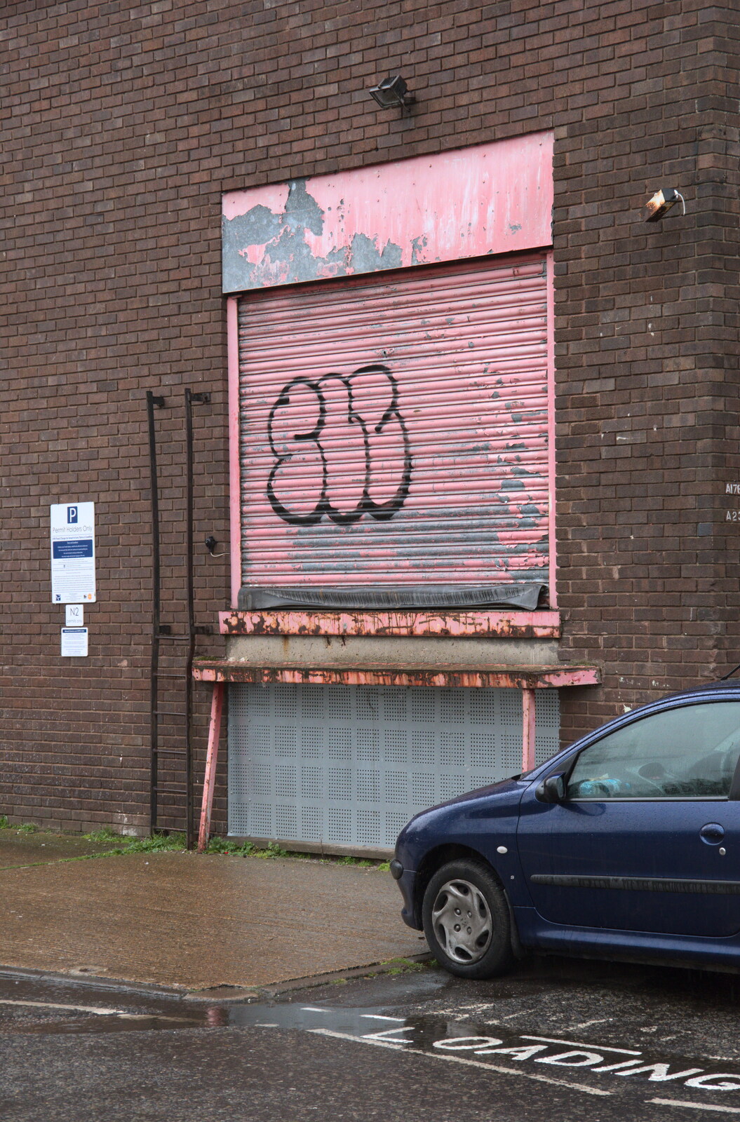 A faded pink shutter from Fred's Flute Exam, Ipswich, Suffolk - 5th March 2020
