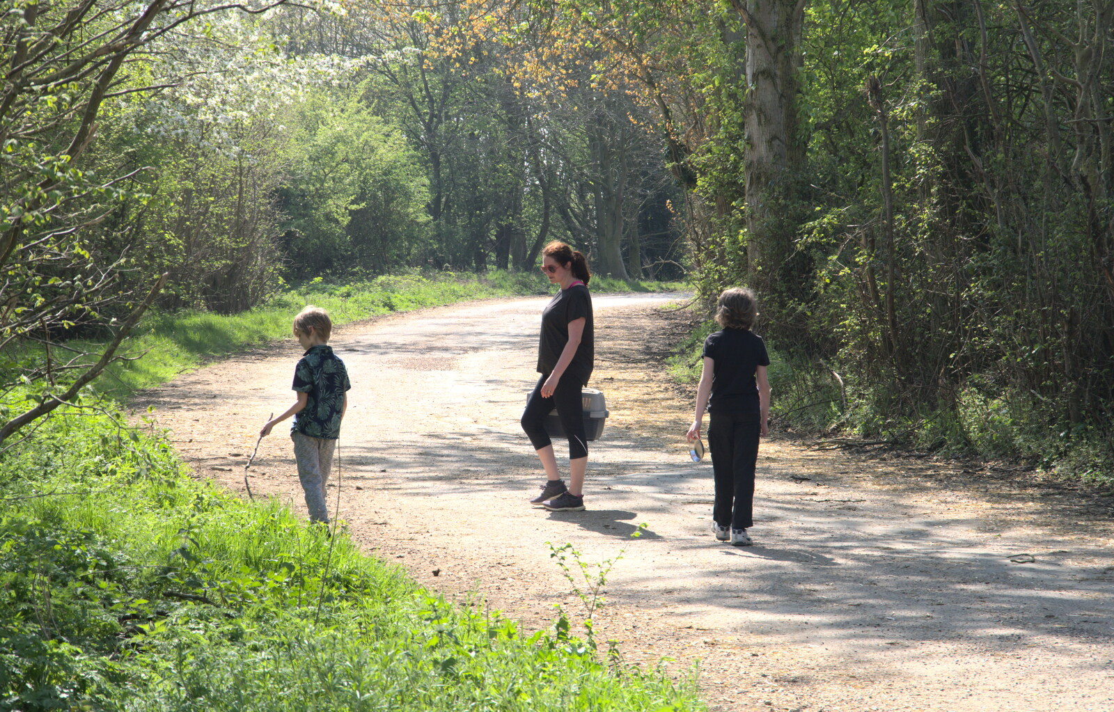 Wandering off towards Nick's Lane from A Weekend Camping Trip in the Garden, Brome, Suffolk - 11th April 2020