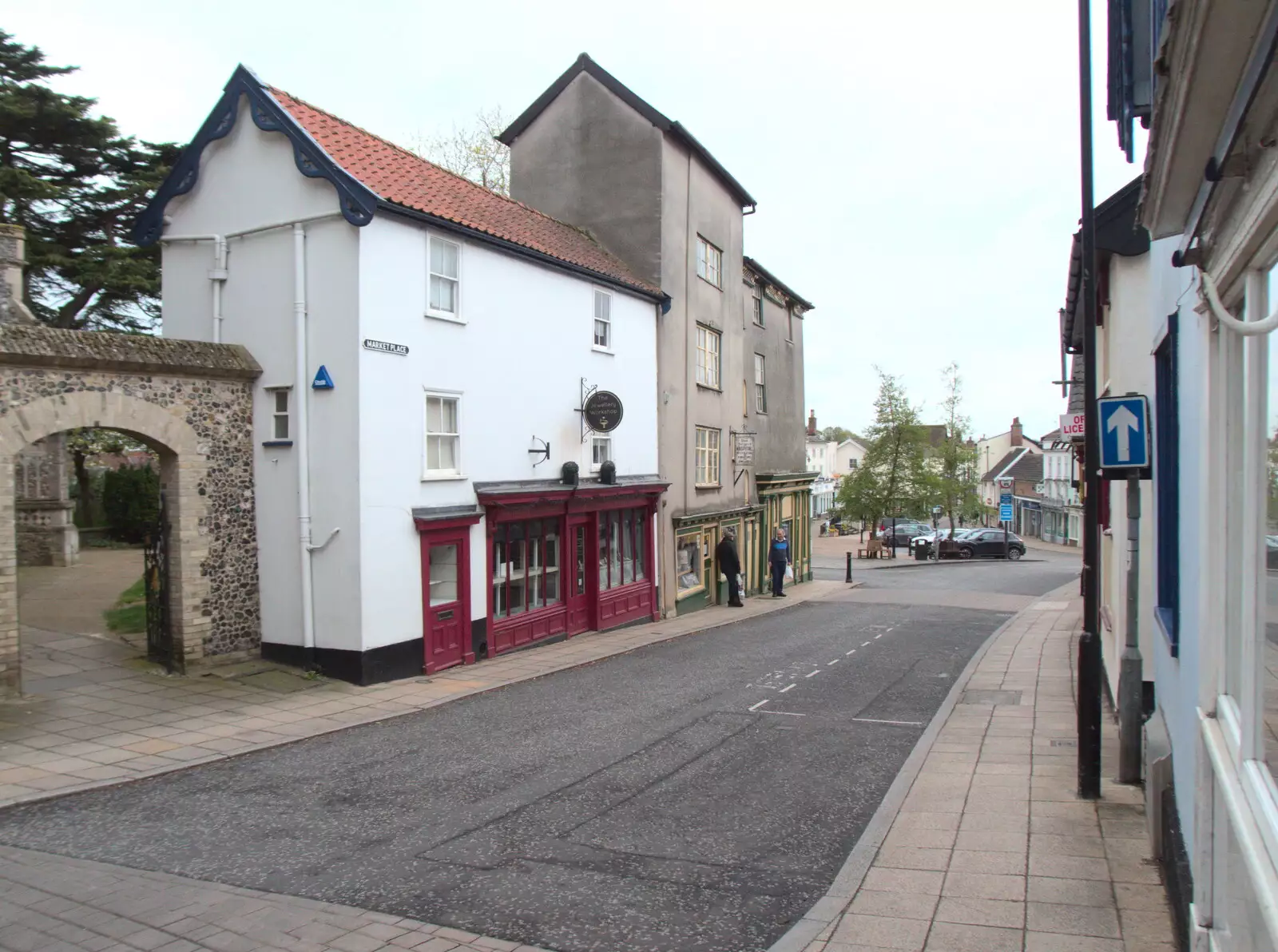 Market Place in Diss is a bit quiet, from The Lockdown Desertion of Diss, and a Bike Ride up the Avenue, Brome - 19th April 2020