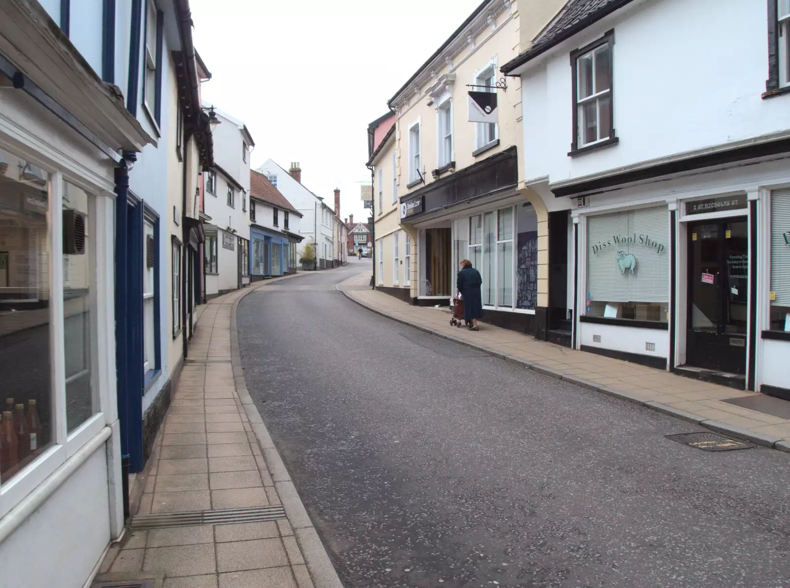 St. Nicholas Street is devoid of cars, from The Lockdown Desertion of Diss, and a Bike Ride up the Avenue, Brome - 19th April 2020