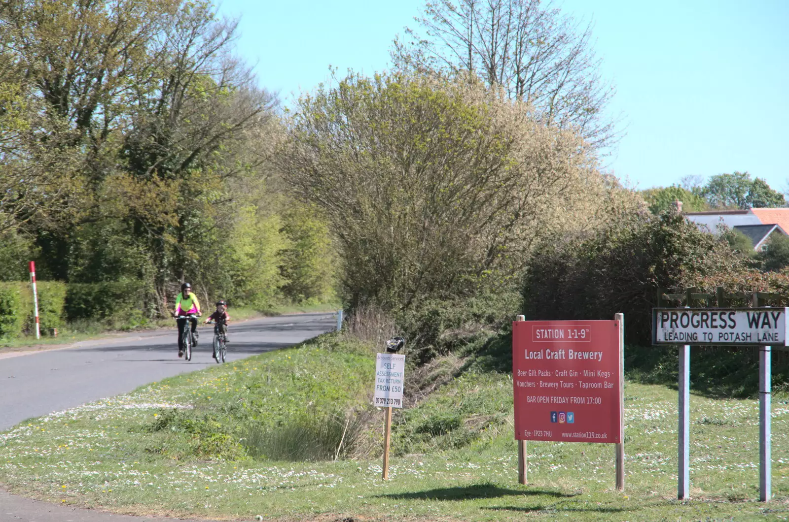 Isobel and Harry head up the Eye road, from The Lockdown Desertion of Diss, and a Bike Ride up the Avenue, Brome - 19th April 2020