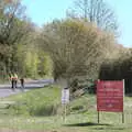 Isobel and Harry head up the Eye road, The Lockdown Desertion of Diss, and a Bike Ride up the Avenue, Brome - 19th April 2020