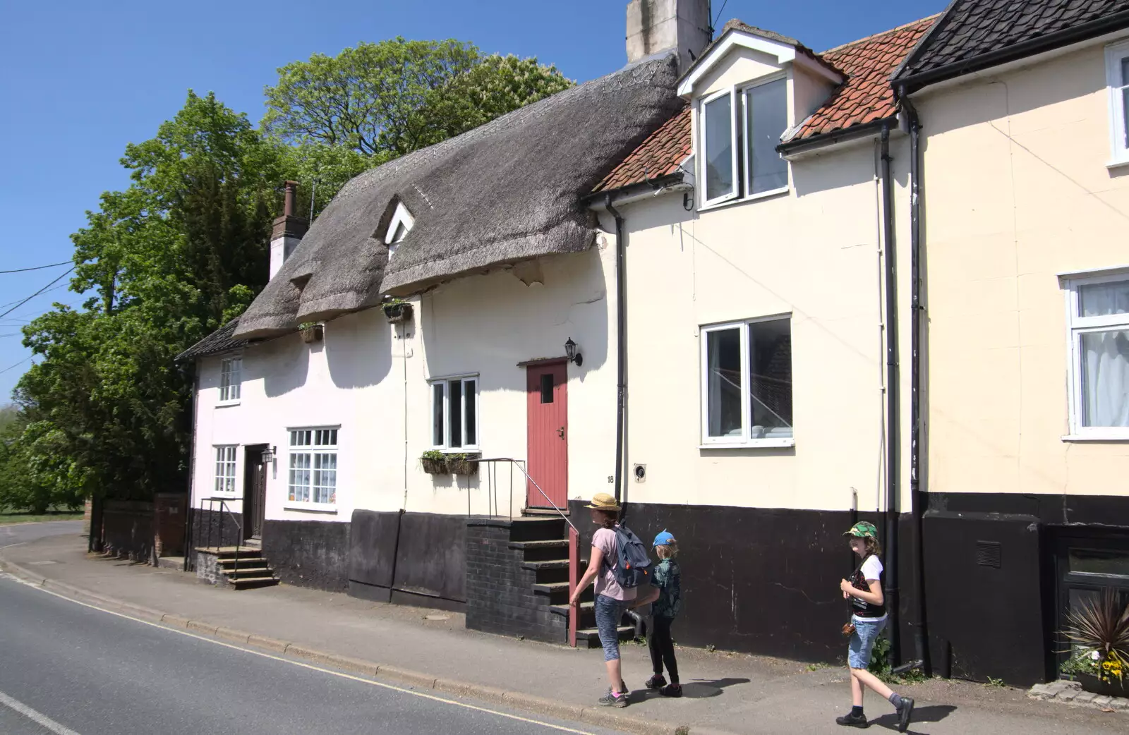 We pass a thatched cottage, from A Walk up Rapsy Tapsy Lane, Eye, Suffolk - 9th May 2020