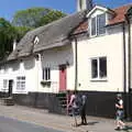 We pass a thatched cottage, A Walk up Rapsy Tapsy Lane, Eye, Suffolk - 9th May 2020