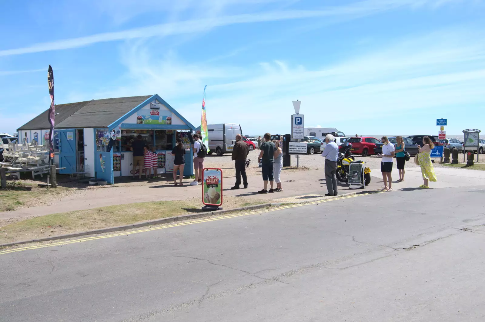 The queues for the ice-cream shop, from A Return to Southwold, Suffolk - 14th June 2020