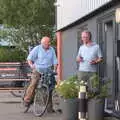 Mick 'gasses up the hog', The BSCC at Redgrave and Station 119, Eye, Suffolk - 17th July 2020