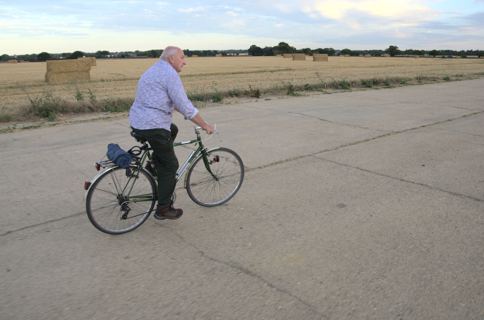 Mick cycles along the main runway from Eye Airfield with Mick the Brick, Eye, Suffolk - 5th August 2020