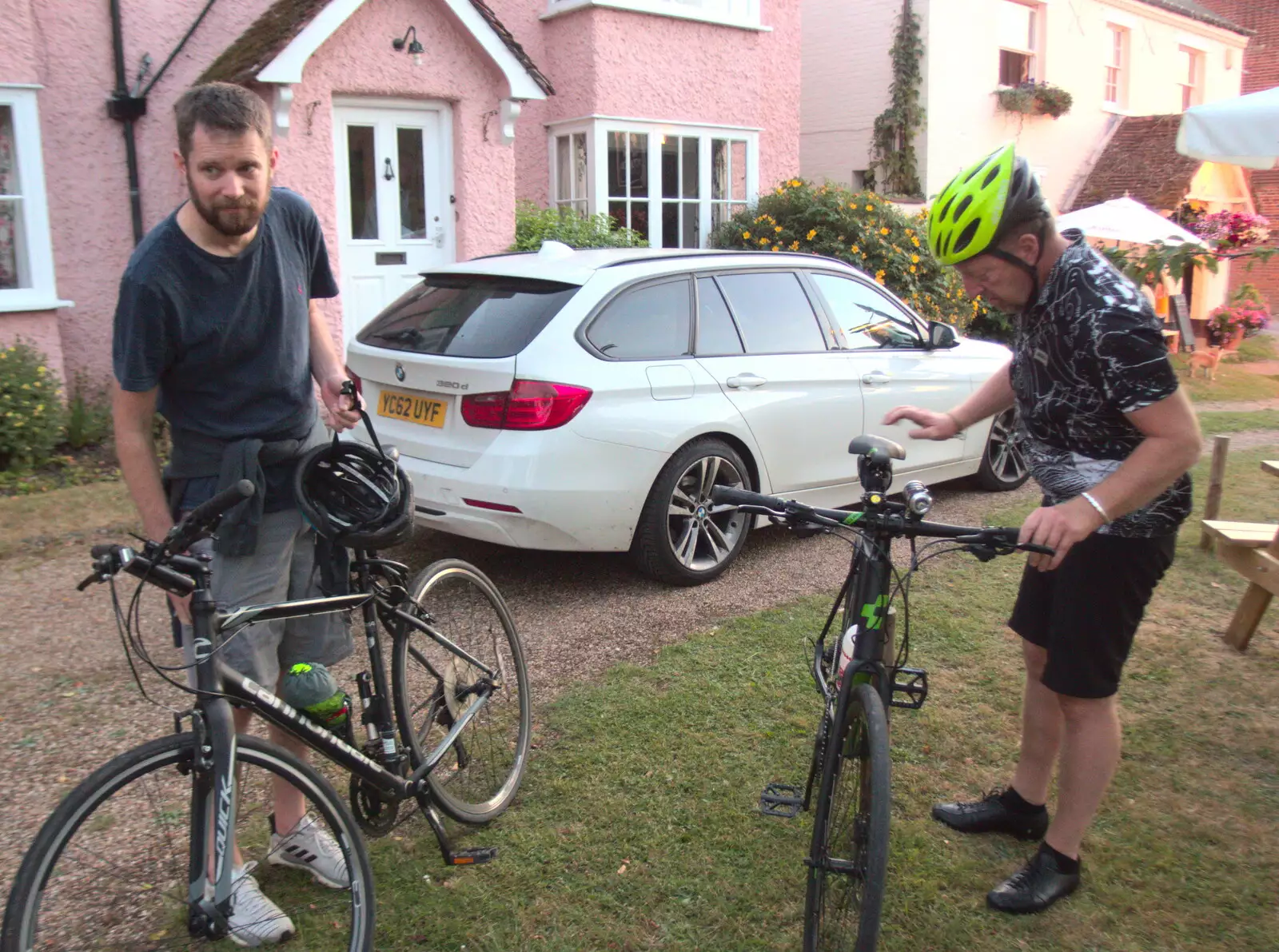 Phil and Gaz saddle up, from The BSCC at The Earl Soham Victoria and Station 119, Eye, Suffolk - 6th August 2020