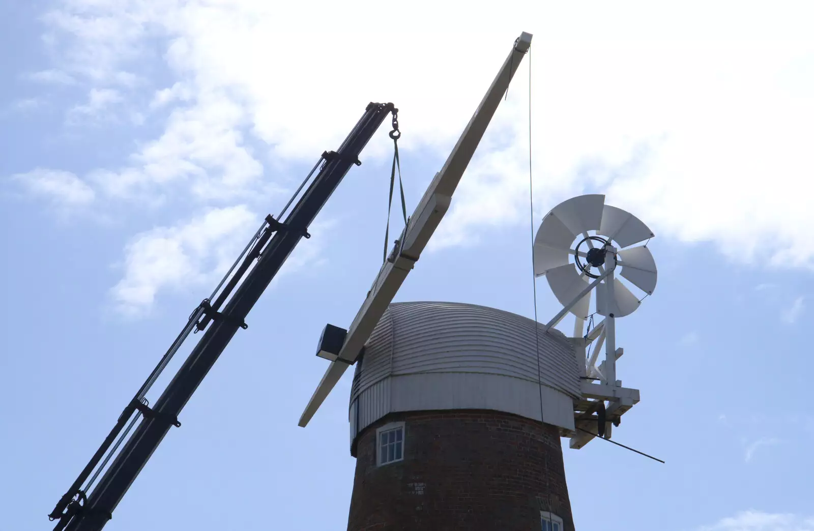 The arm is fitted to the post, from A Sail Fitting, Billingford Windmill, Billingford, Norfolk - 20th August 2020