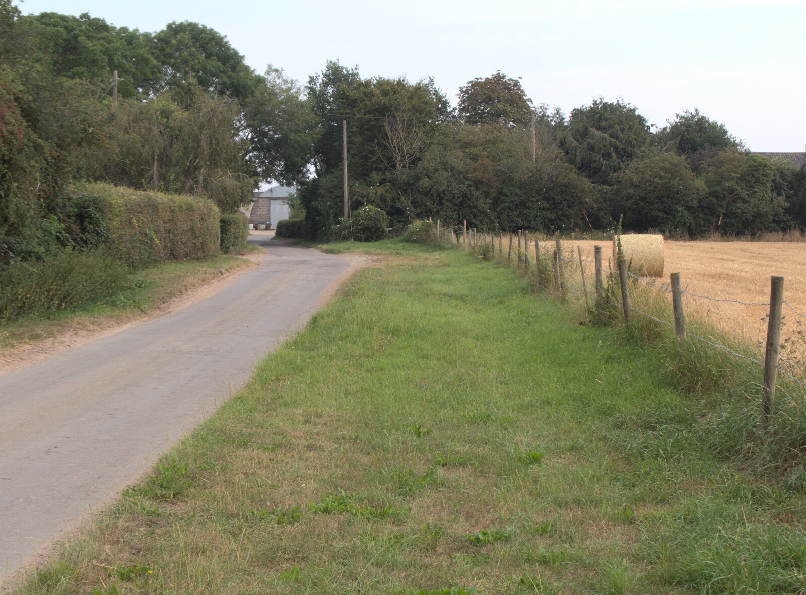 The road to Eye from More Bike Rides, and Marc's Birthday, Brome, Suffolk - 21st August 2020