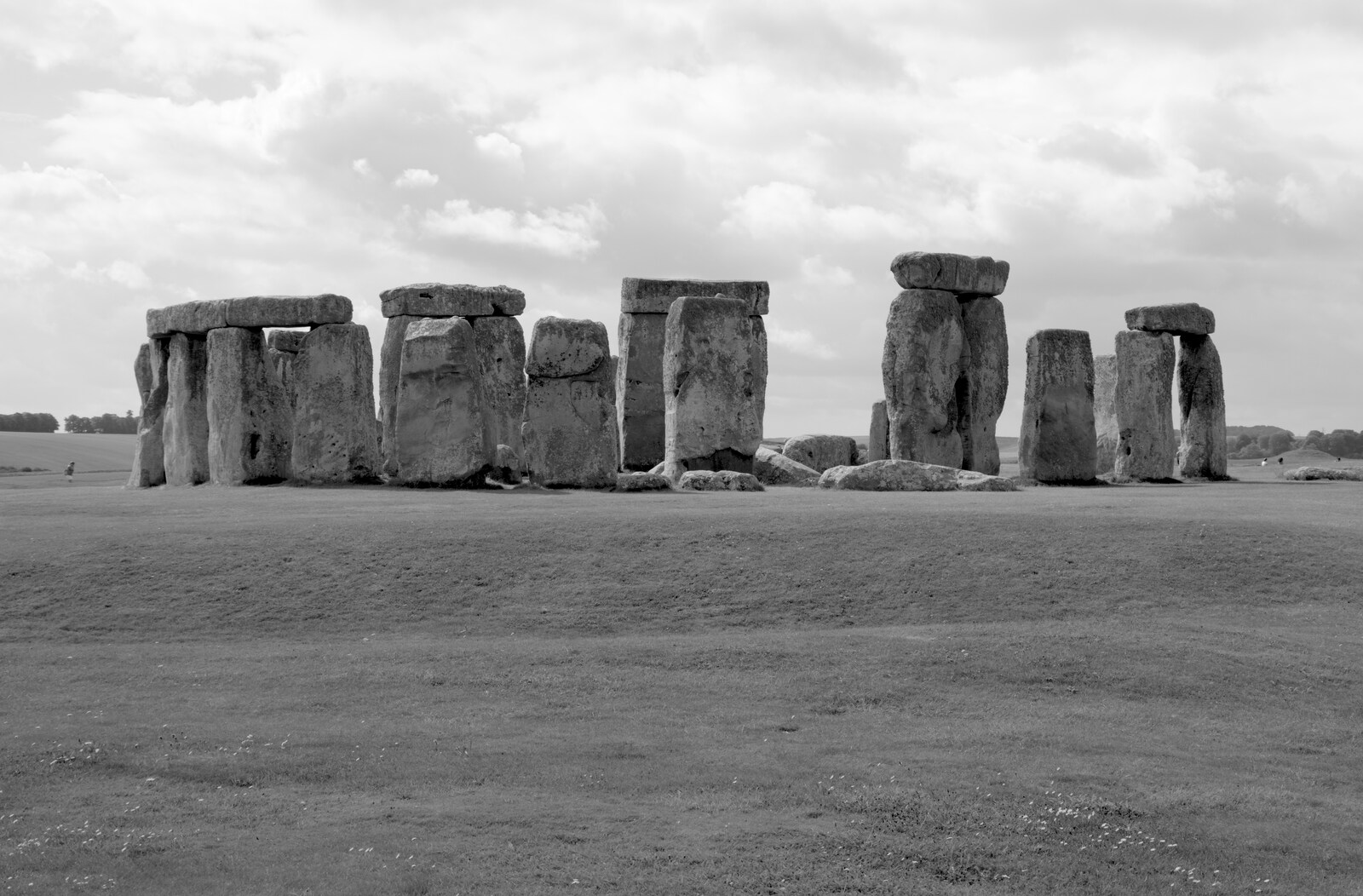 Stonehenge in black-and-white from Stone Circles: Stonehenge and Avebury, Wiltshire - 22nd August 2020