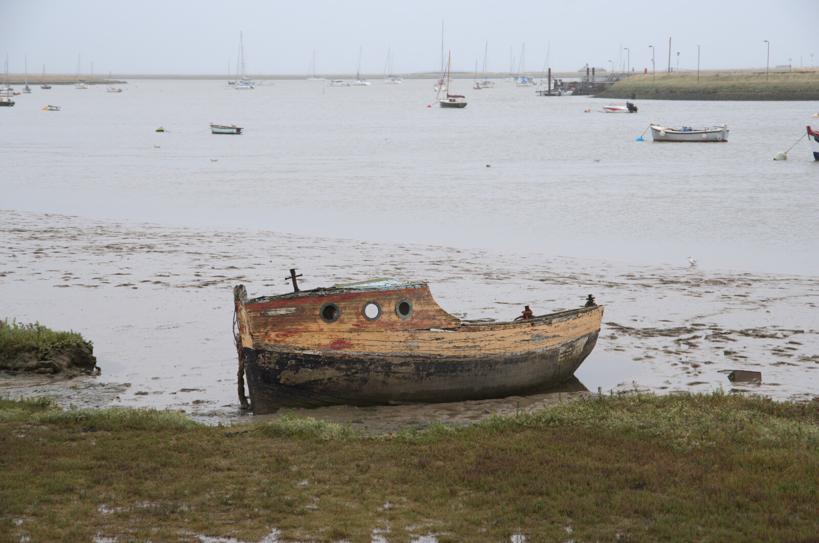 An abandoned boat in the mud from A Trip to Orford, Suffolk - 29th August 2020