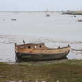 An abandoned boat in the mud, A Trip to Orford, Suffolk - 29th August 2020