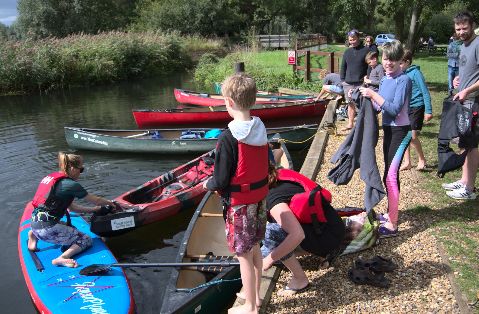 We moor up at Geldeston Lock from Camping at Three Rivers, Geldeston, Norfolk - 5th September 2020