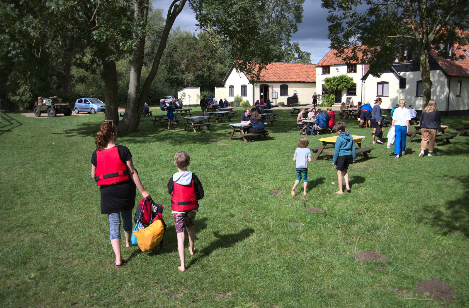 Camping at Three Rivers, Geldeston, Norfolk - 5th September 2020: It's time for pub