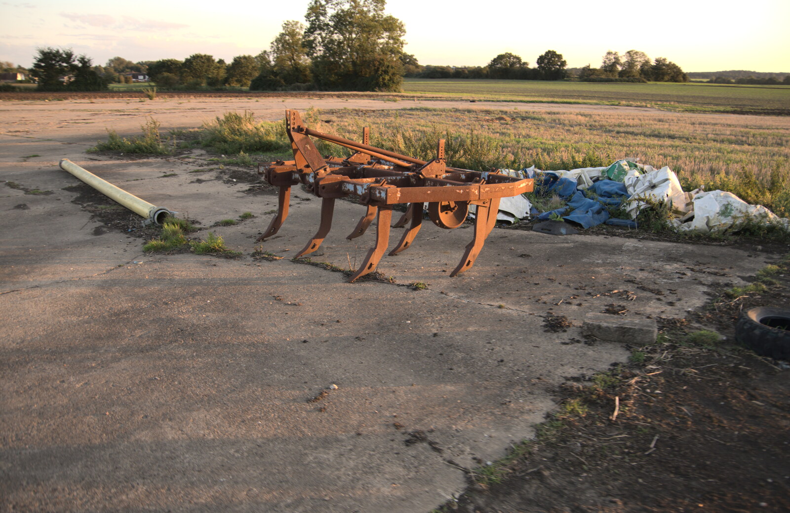 Abandoned agricultural equipment from Cycling Eye Airfield and Station 119, Eye, Suffolk - 9th September 2020