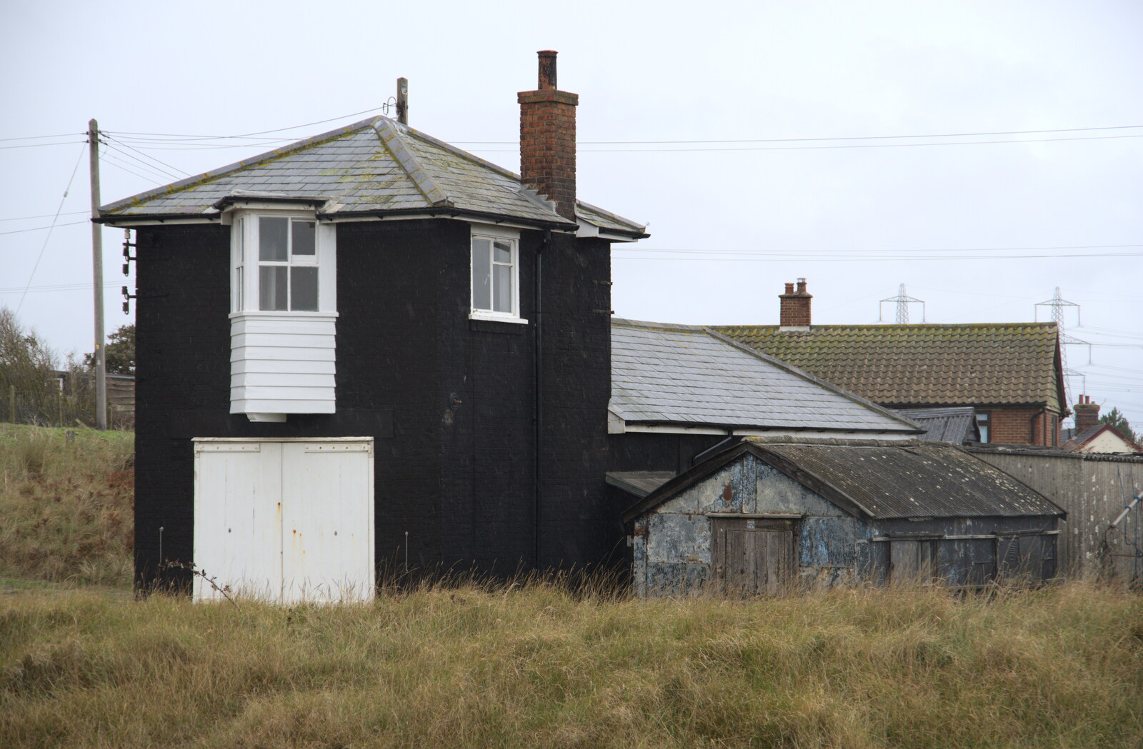 Some sort of look-out hut from Sizewell Beach and the Lion Pub, Sizewell and Theberton, Suffolk - 4th October 2020