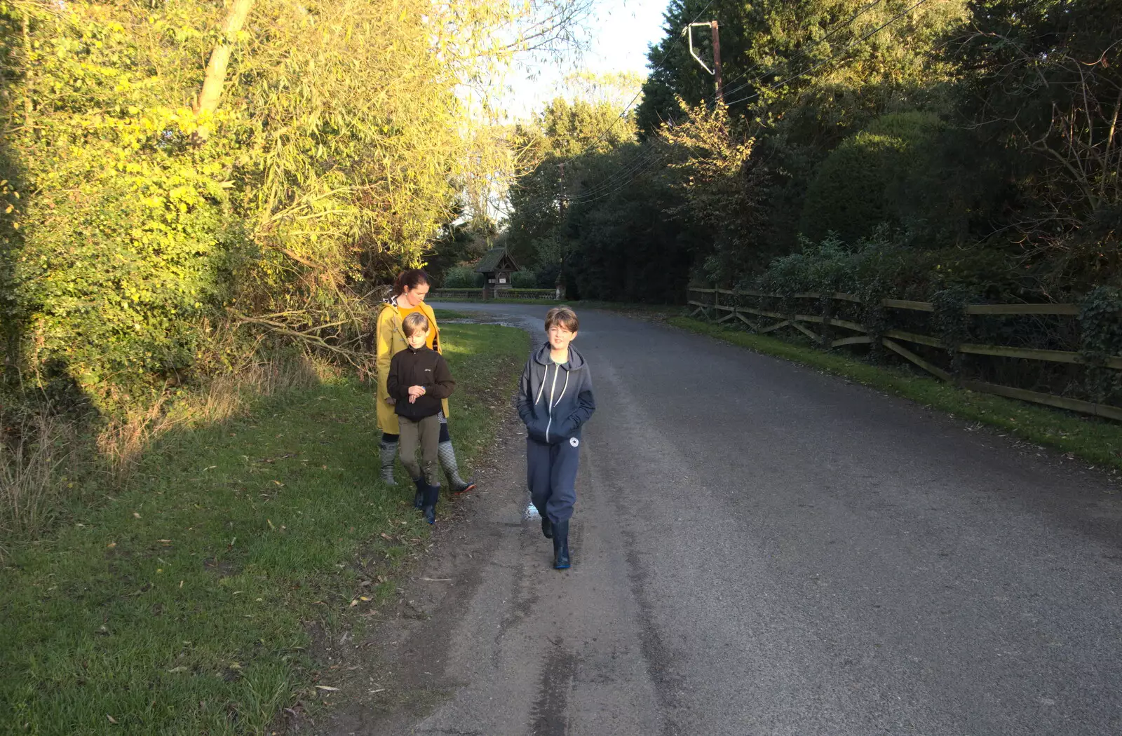 On Rectory Road, just past the church, from A Walk Around the Avenue, Brome, Suffolk - 25th October 2020