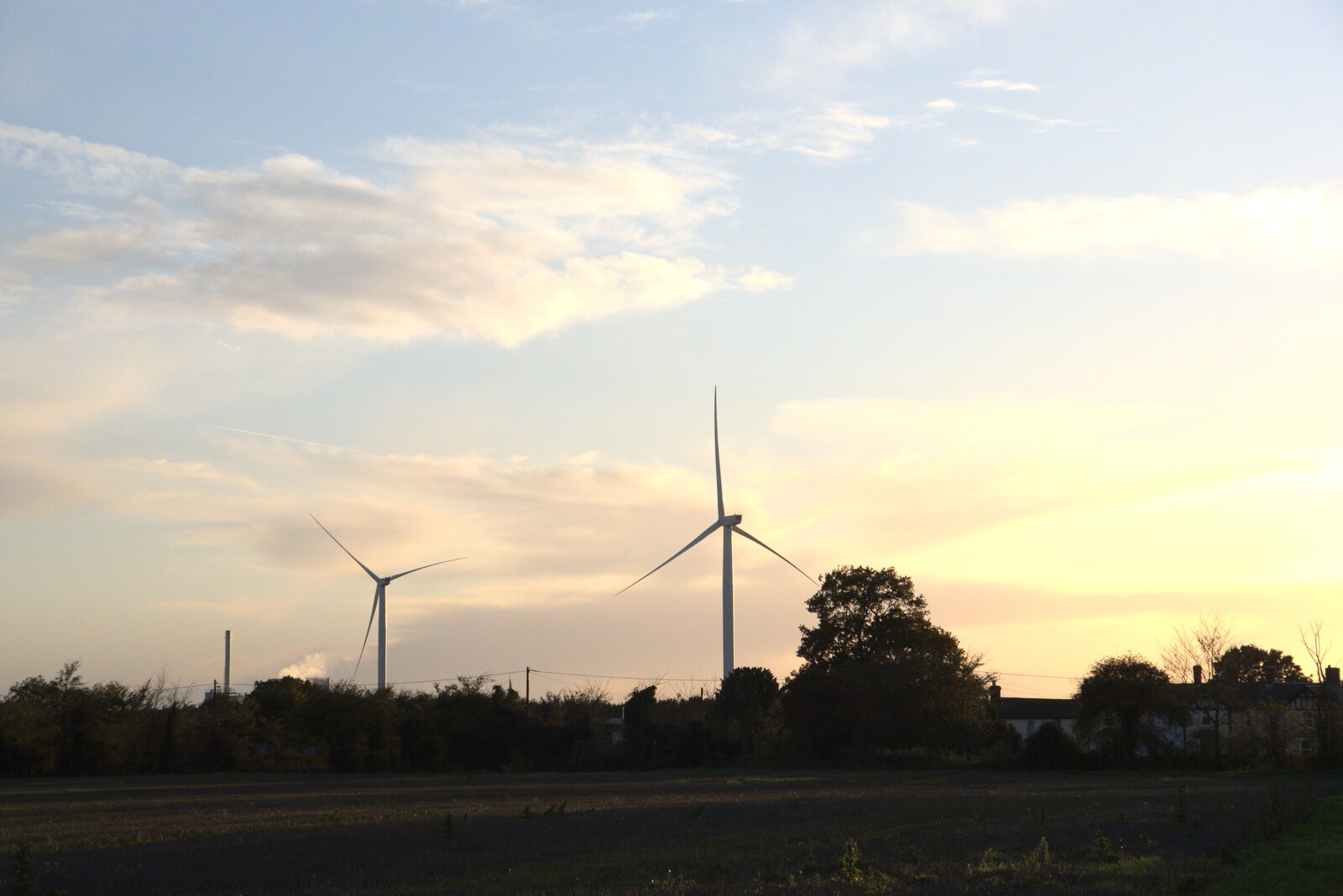 The wind turbines of Eye Airfield from A Walk Around the Avenue, Brome, Suffolk - 25th October 2020