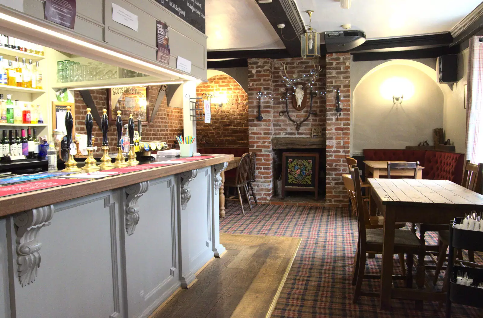 The Swan's bar, from A Trip to Sandringham Estate, Norfolk - 31st October 2020